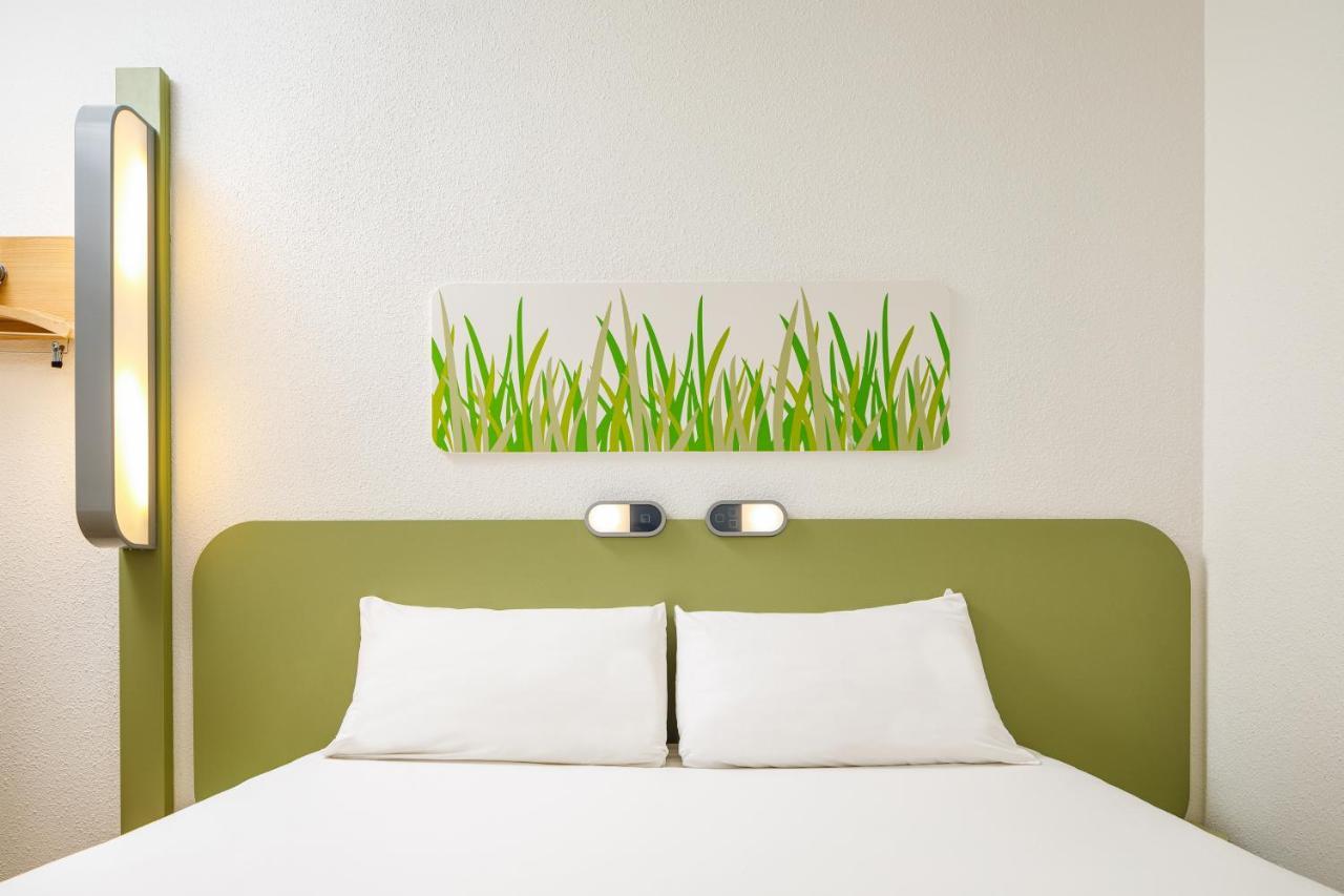 Ibis Budget Issy Les Moulineaux Paris Ouest Esterno foto
