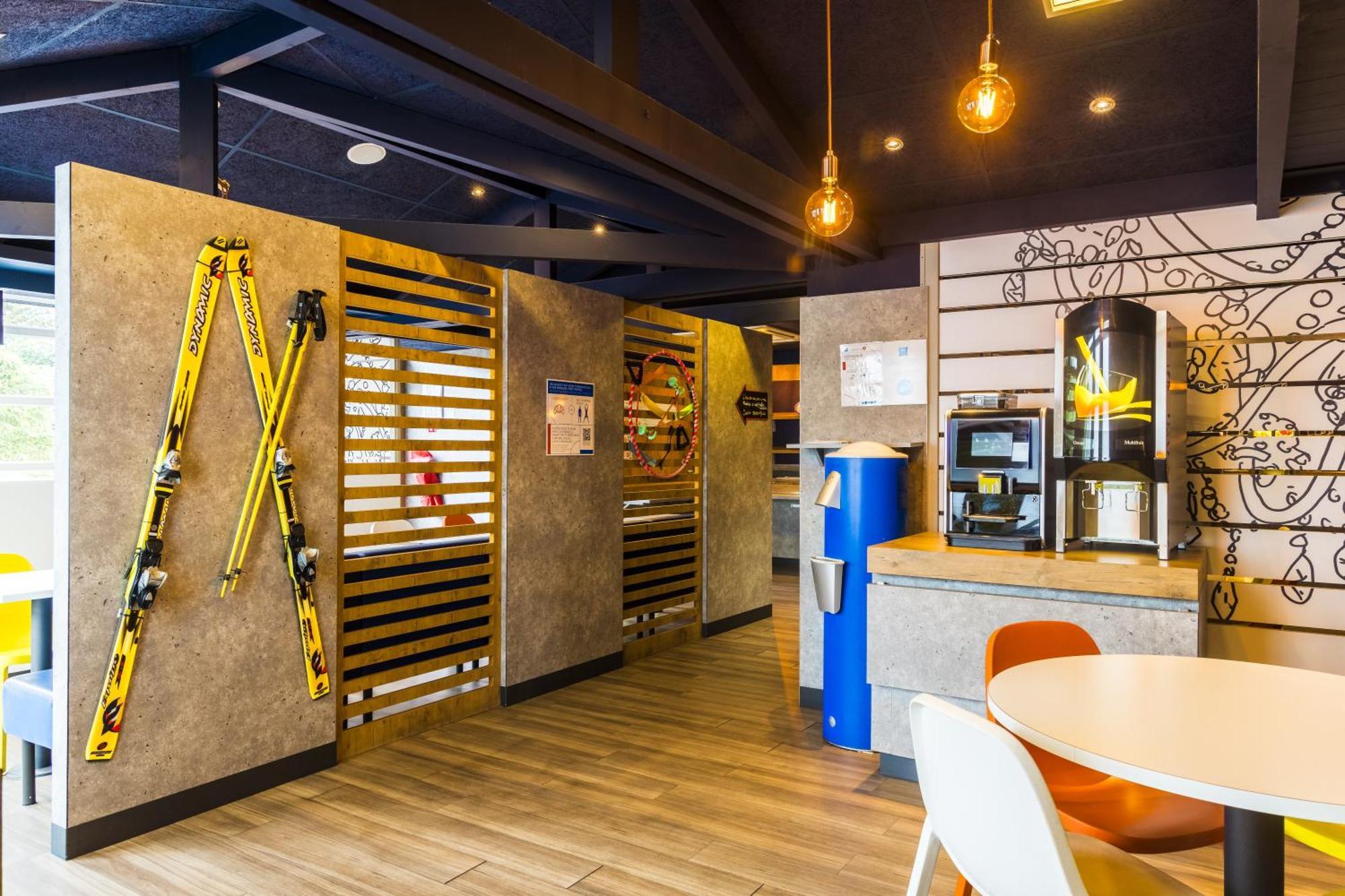 Ibis Budget Issy Les Moulineaux Paris Ouest Esterno foto