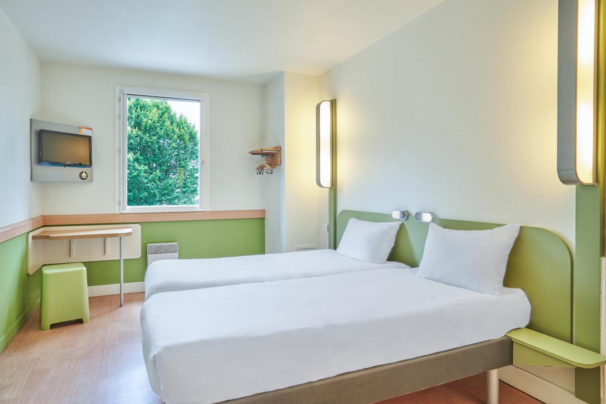 Ibis Budget Issy Les Moulineaux Paris Ouest Esterno foto