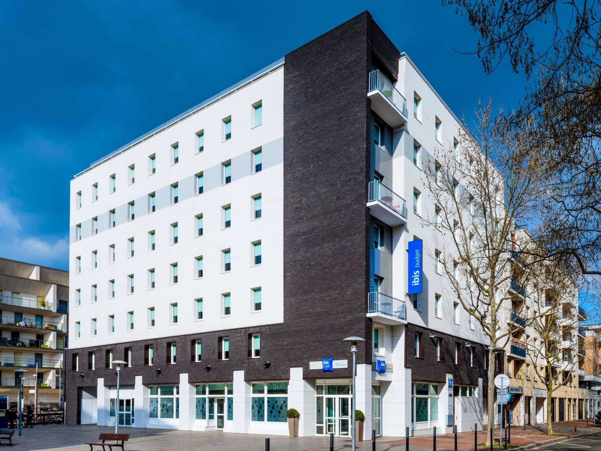 Ibis Budget Issy Les Moulineaux Paris Ouest Esterno foto