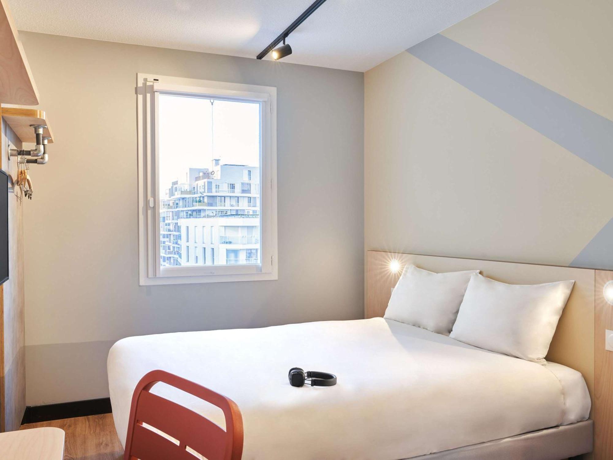 Ibis Budget Issy Les Moulineaux Paris Ouest Esterno foto
