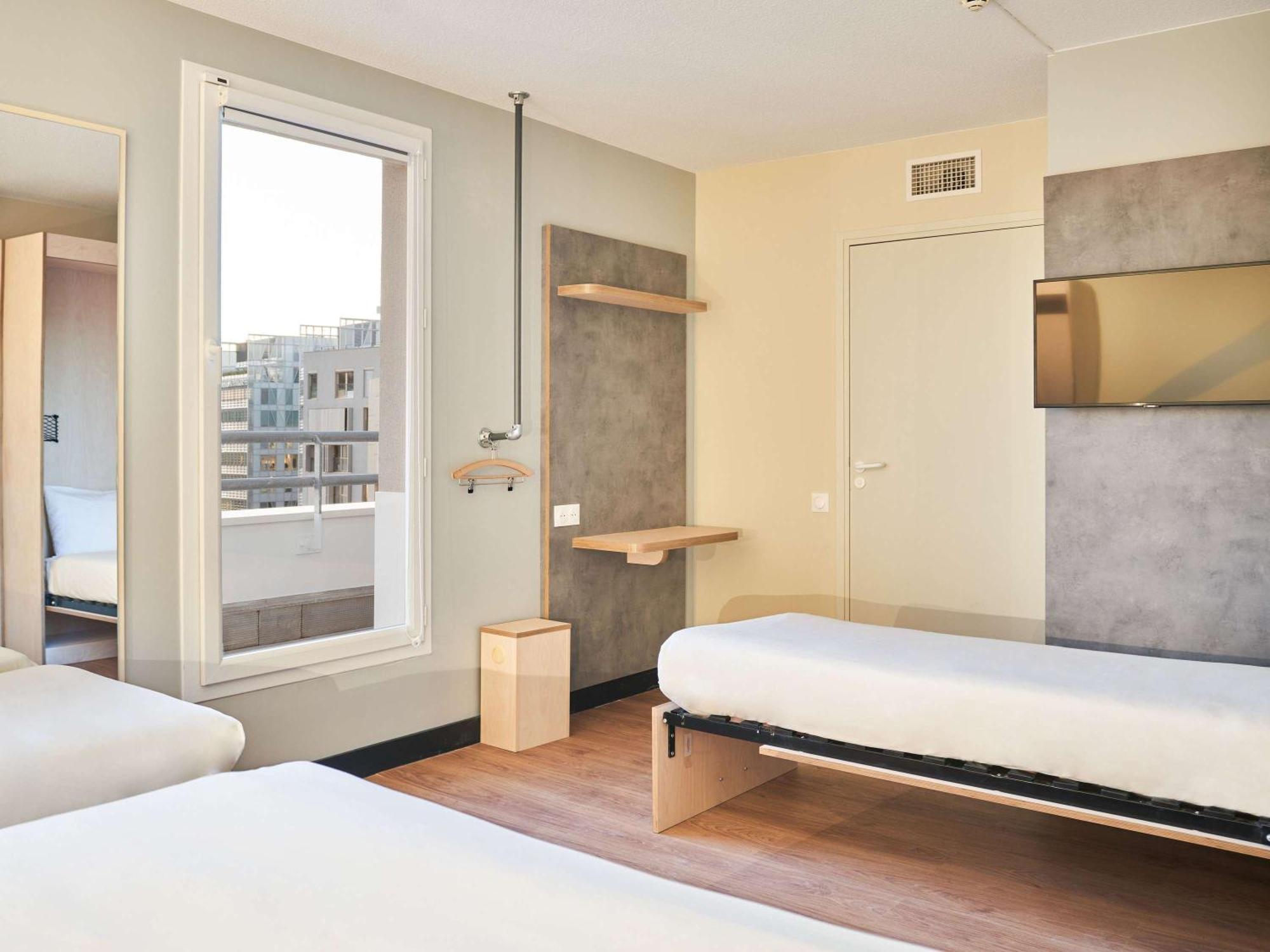 Ibis Budget Issy Les Moulineaux Paris Ouest Esterno foto